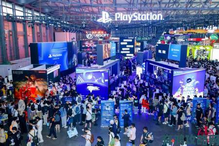 ChinaJoy 2013首日暴雪展台精彩环节上午全盘点